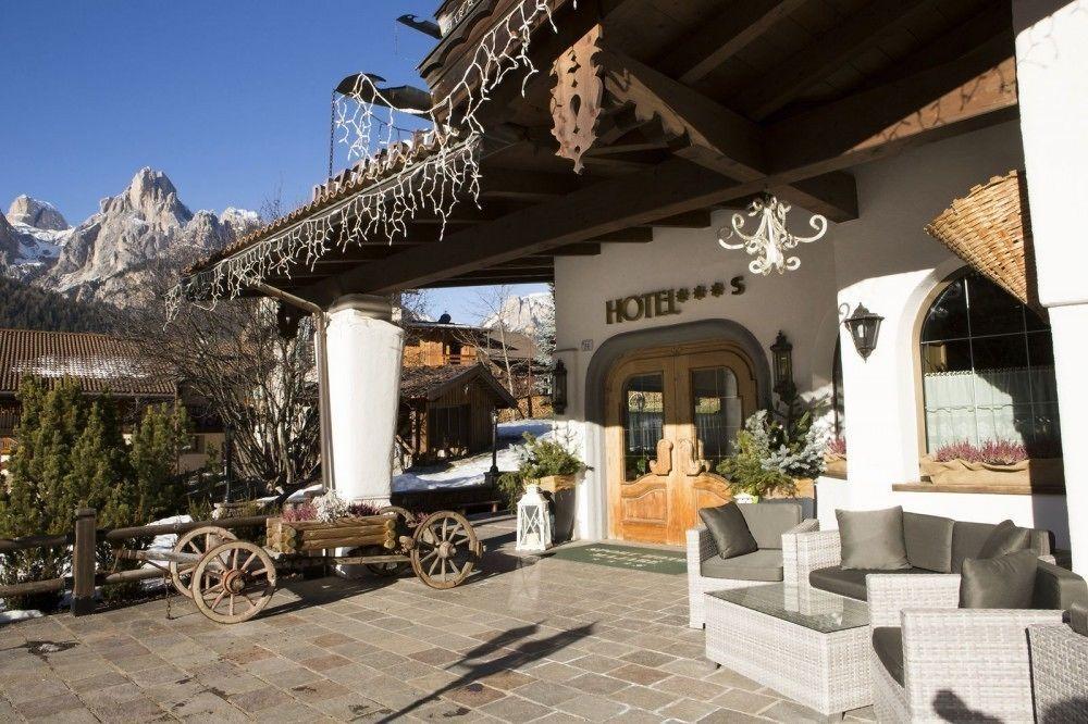 Sport Hotel Majare Pozza di Fassa Exterior photo