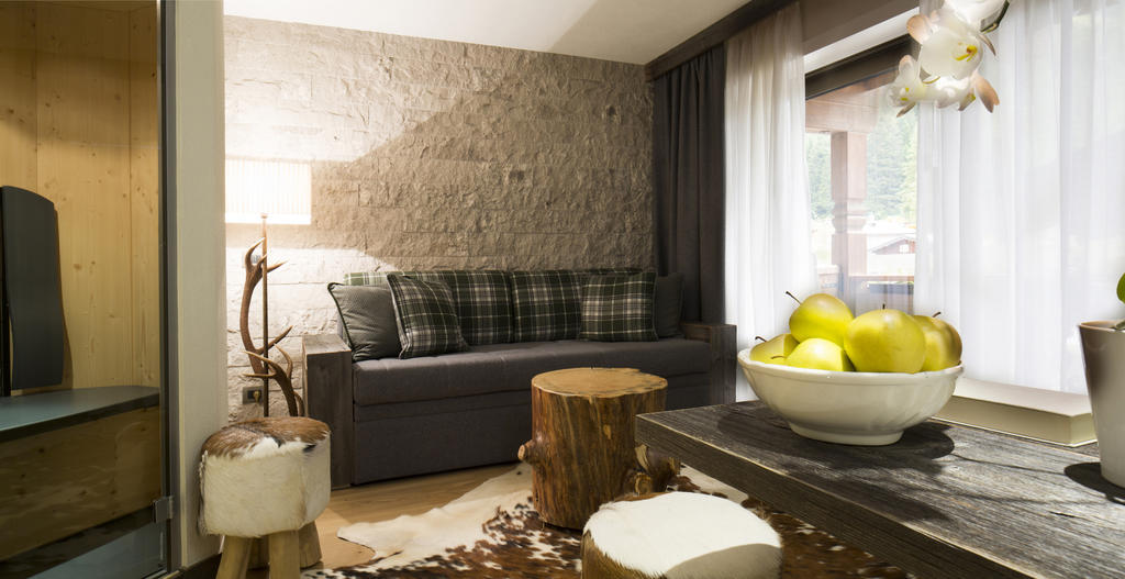 Sport Hotel Majare Pozza di Fassa Exterior photo
